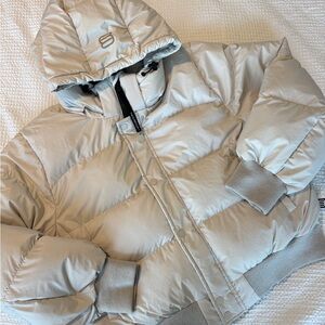 Aritzia the super puff bomber jacket matte beige Size XL